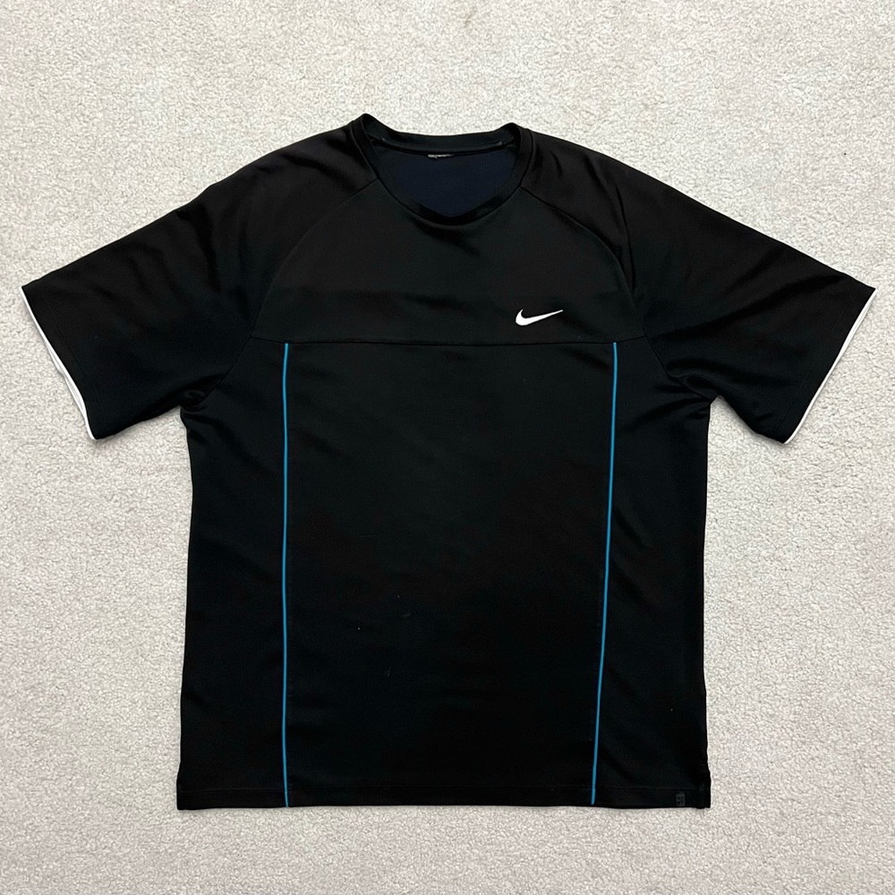 Vintage Nike soccer shirt - embroidered logo/swoosh